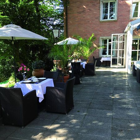 Hotel B&B Bredl In Der Villa Ballestrem اشتراوبينغ المظهر الخارجي الصورة
