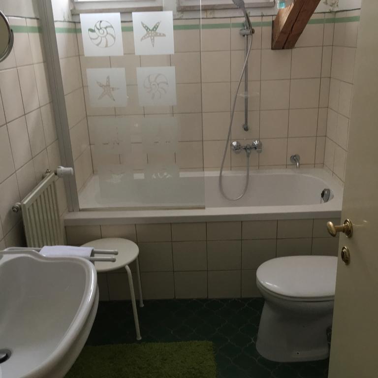 Hotel B&B Bredl In Der Villa Ballestrem اشتراوبينغ المظهر الخارجي الصورة