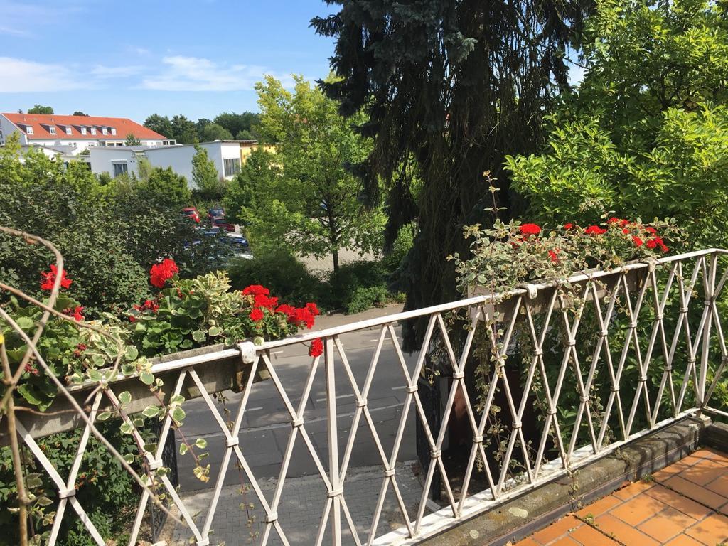 Hotel B&B Bredl In Der Villa Ballestrem اشتراوبينغ المظهر الخارجي الصورة
